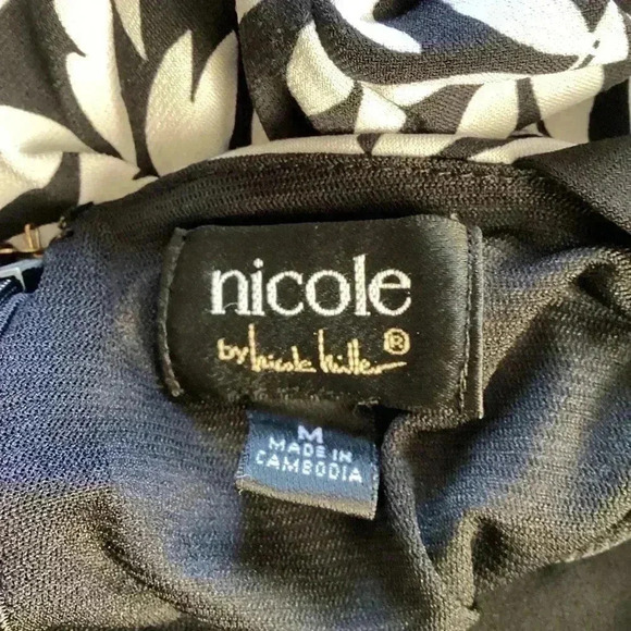 Nicole Miller Alha Paradise Black Floral Jumpsuit Medium - Picture 5 of 6